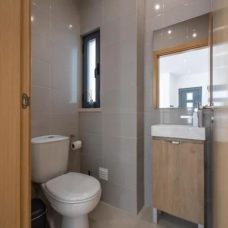 וילה Silver Coast Villa-casa De Luxo Com Piscina E Vista Mar לוריניה