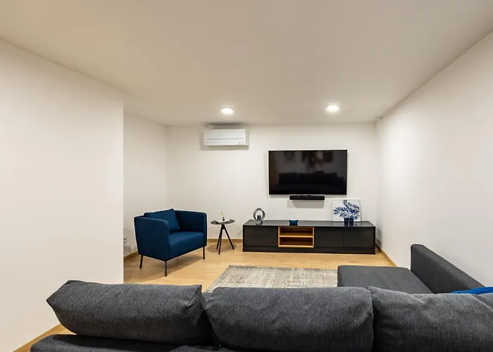 Silver Coast Villa-casa De Luxo Com Piscina E Vista Mar Villa