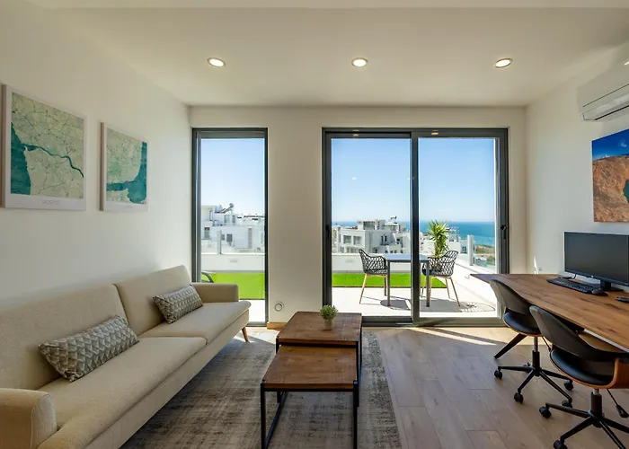 Silver Coast Villa-casa De Luxo Com Piscina E Vista Mar